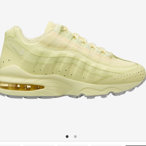 Nike Shoes | Light Yellow Air Max 